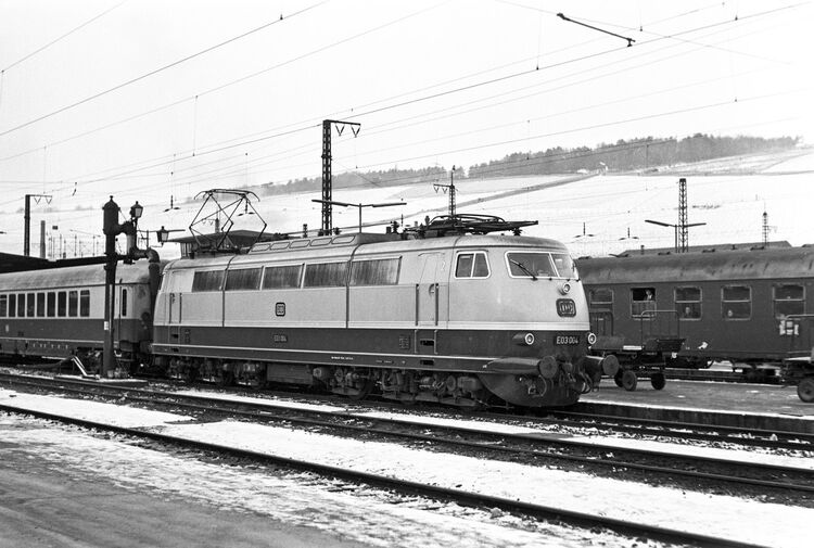 DGEG_BdW_249_E03_vor_TEE_54_Blauer_Enzian_Wuerzburg DGEG_BdW_249_E03_vor_TEE_54_Blauer_Enzian_Wuerzburg